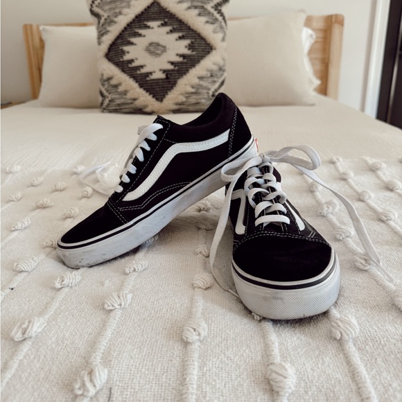 Vans Old Skool Sneakers - Picture 10 of 12